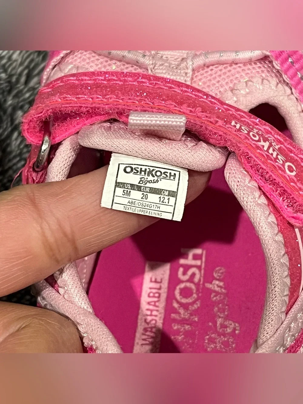 OshKosh B'gosh toddler girls pink sandals size 5